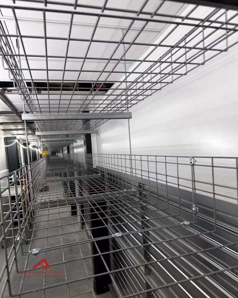 Telekomunikāciju un elektrotīklu instalācijas